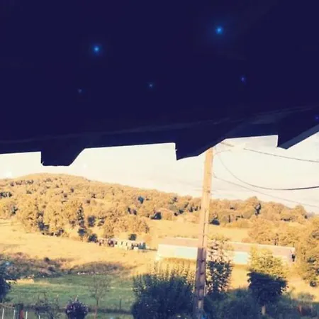 Familiale A La Ferme 3* Montesquieu-Avantes